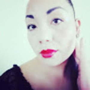 Meet your Posher, Violeta